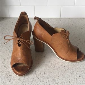 Rag & Bone Tan Leather summer booties
